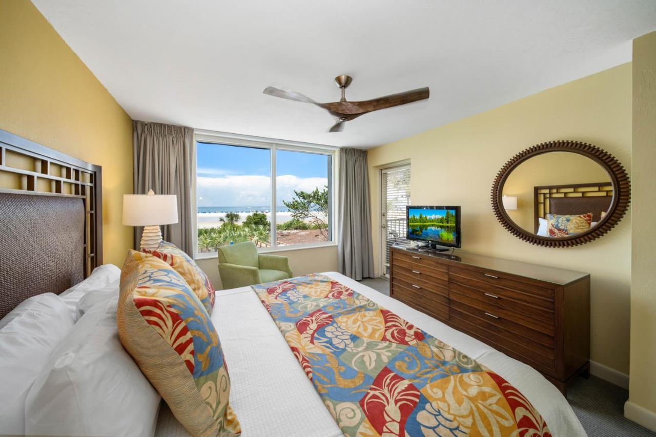 Gullwing Beach Front Resort فورت مايس بيتش المظهر الخارجي الصورة